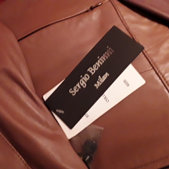 2 leather jackets 1 tan 2xl 1brown XL still with tags a original bag Delancy lea - Picture 6 of 6